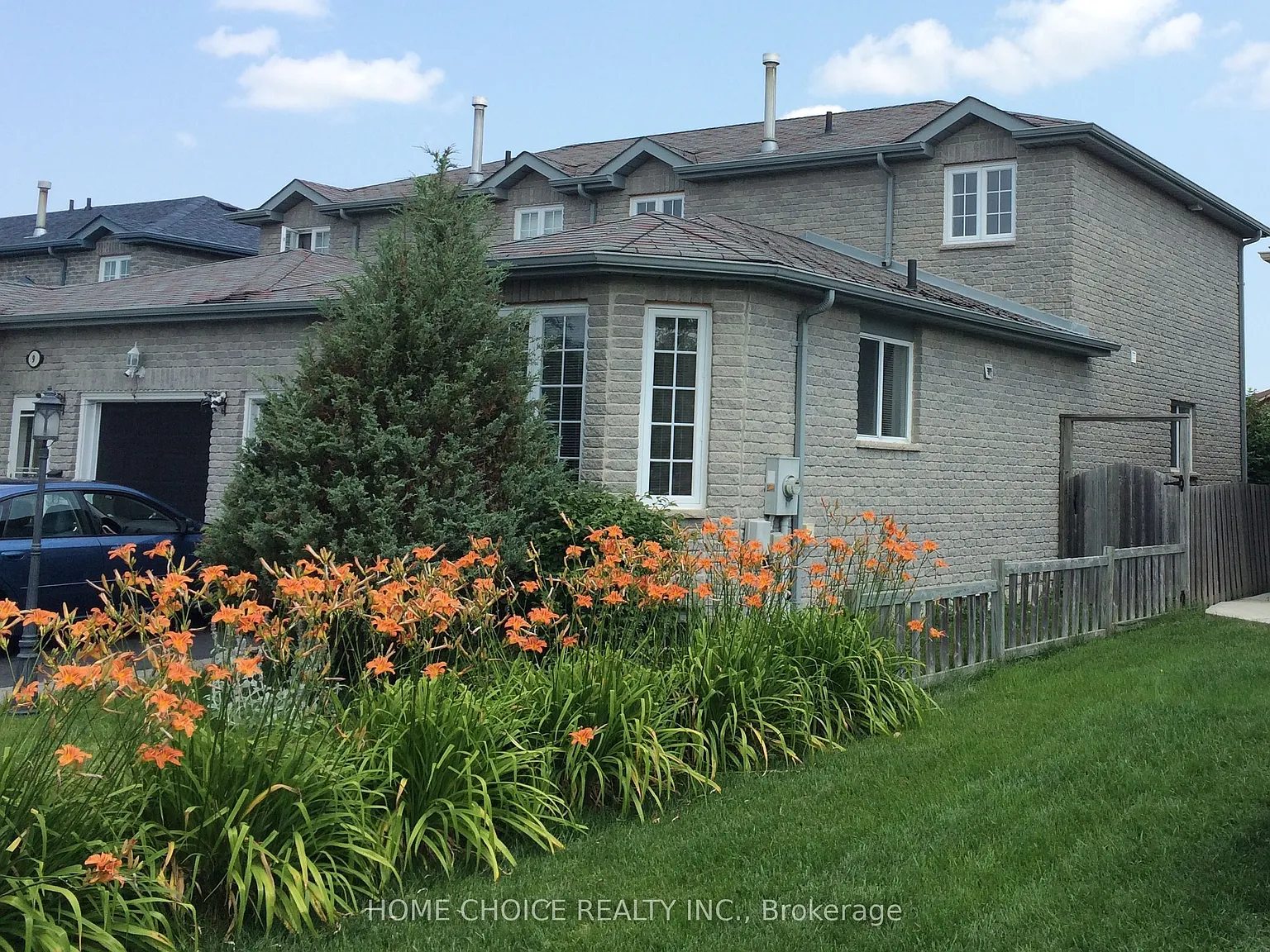 3 bed, $2,595 — Photo 2