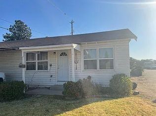 328 W Santa Ana Ave #B, Clovis, CA 93612