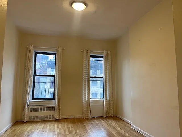 1492 2nd Ave #4C