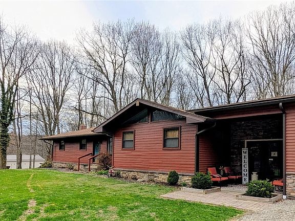 2nd image of 141 Hall Rd
