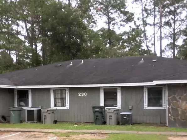 230 N Crow Rd, Pensacola, FL 32506
