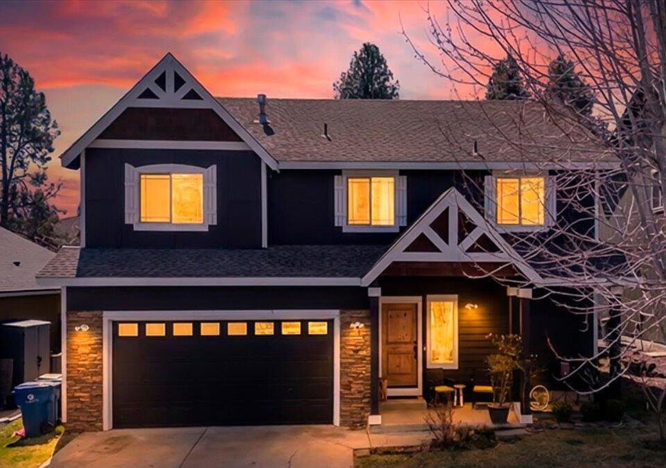 1st image of 20301 SE Knightsbridge Pl