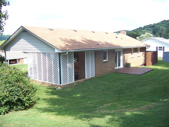 5th image of 248 Green Acres Dr