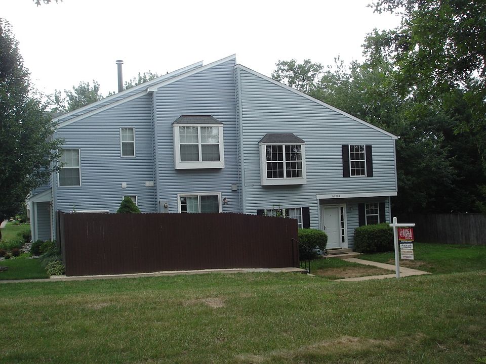 1st image of 6100D Hoskins Hollow Cir