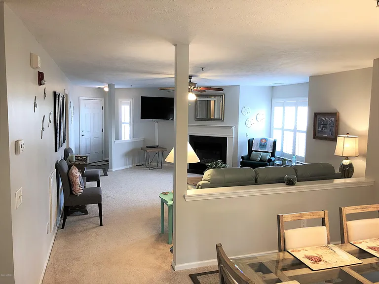 633 Spencer Farlow Dr #20 — Photo 7