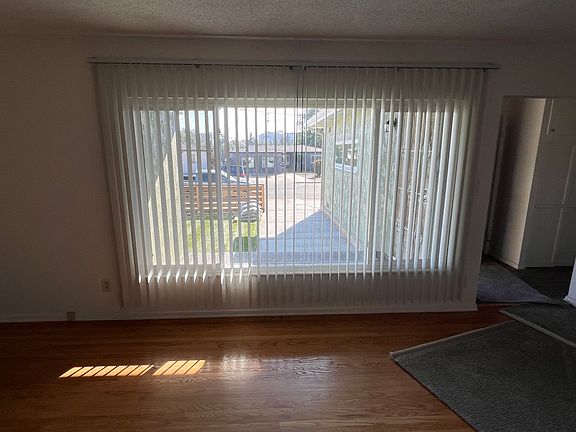 3rd image of 5323 W Falls View Dr