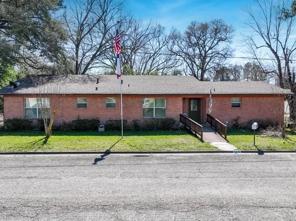 119 Sunny Ln, Athens, TX 75751