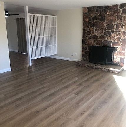 4th image of 6475 Lake Mere Ct