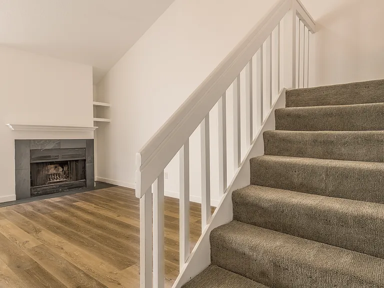 Hallwood Apartments — Photo 19
