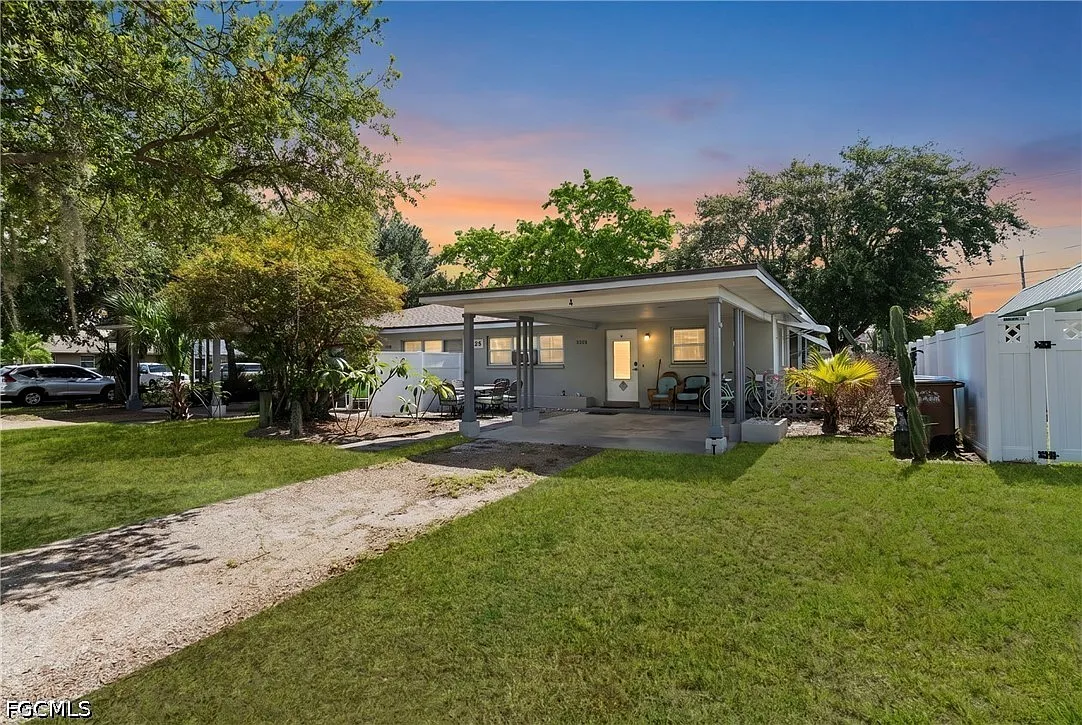 2 bed, 1.0 bath, 892 sqft, $1,395 — Photo 3