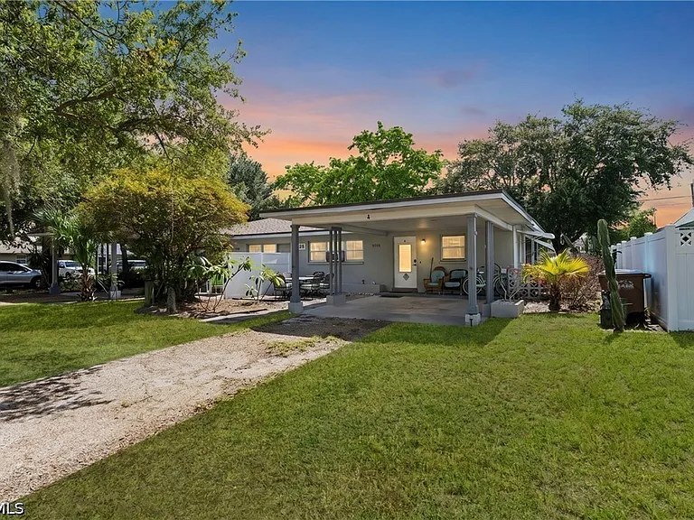 5226 Coronado Pkwy #A — Photo 3