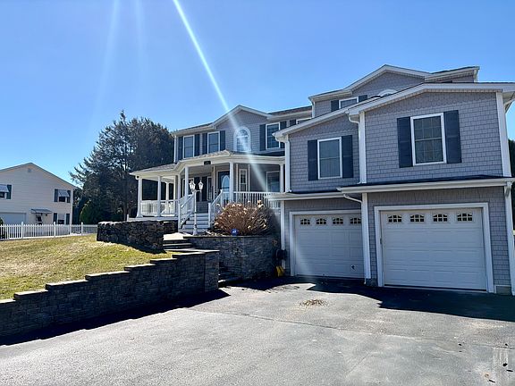 2nd image of 60 Mumford Rd