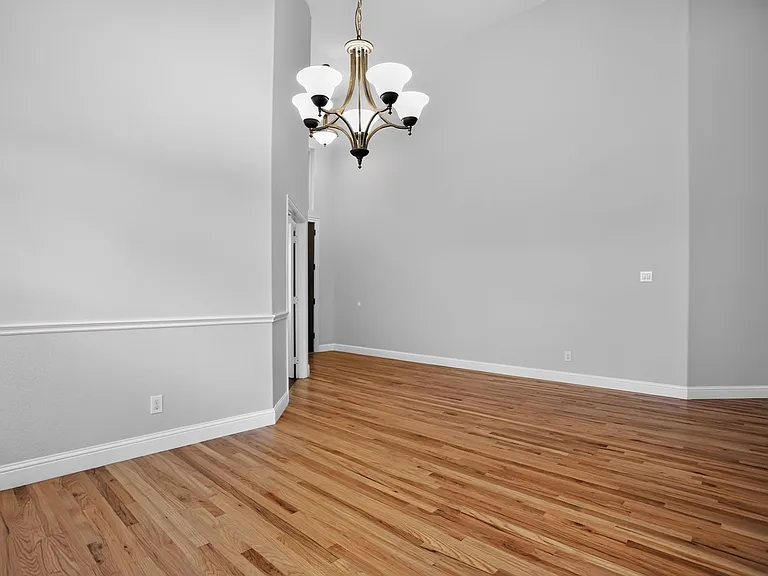 6523 Prairie Flower Trl — Photo 18