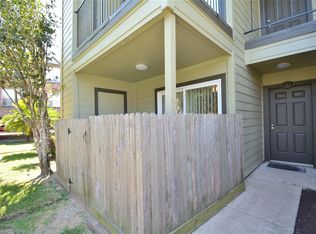 18800 Egret Bay Blvd APT 311, Houston, TX 77058