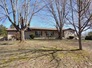115 Dement St, Madisonville, KY 42431