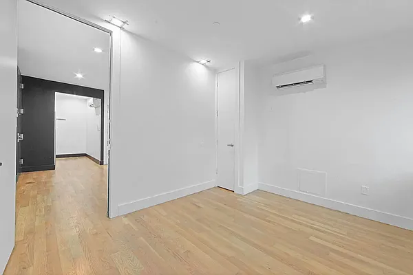 Rented by TorsX Inc | media 11