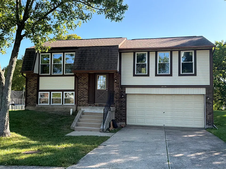 2531 Windsor Village Dr