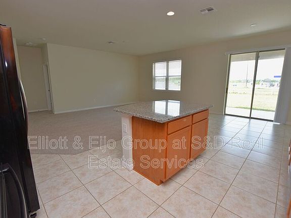 5th image of 8914 Hinsdale Heights Dr
