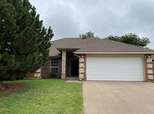 10604 Ashford Dr, Yukon, OK 73099