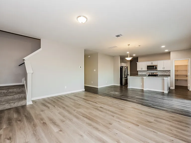 10313 Castlelyons Ln — Photo 4
