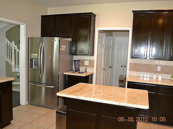 3rd image of 10038 Linenhall Dr