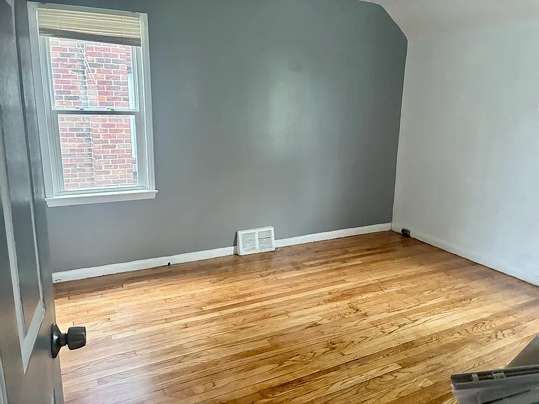 12725 Promenade St — Photo 9
