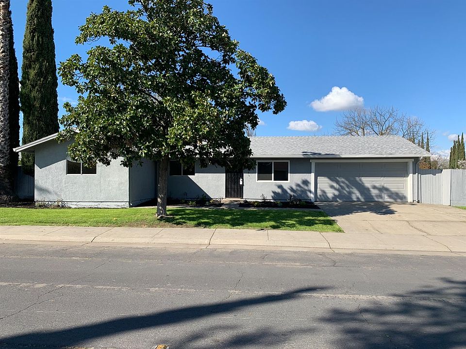 1st image of 2031 Sandalwood Dr