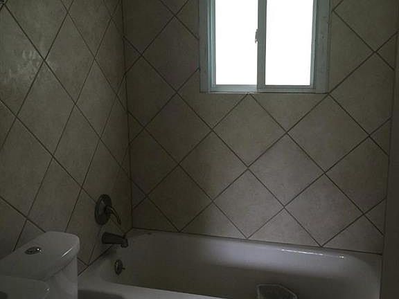 4th image of 4260 Hoover Ave