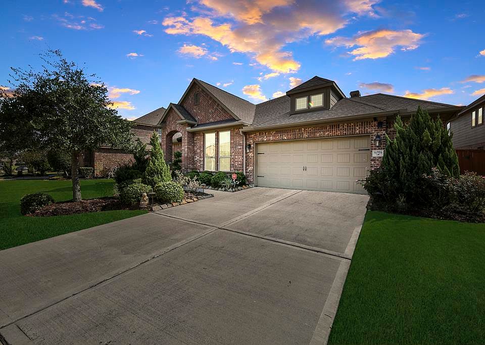 1st image of 16926 Kilgarth Dr