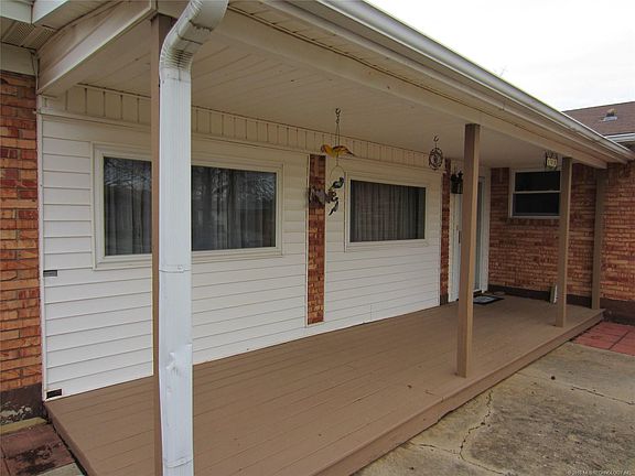 3rd image of 109 Aspen Dr
