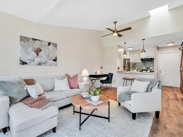 82 Fletcher Lane #D, Brewster, MA 02631