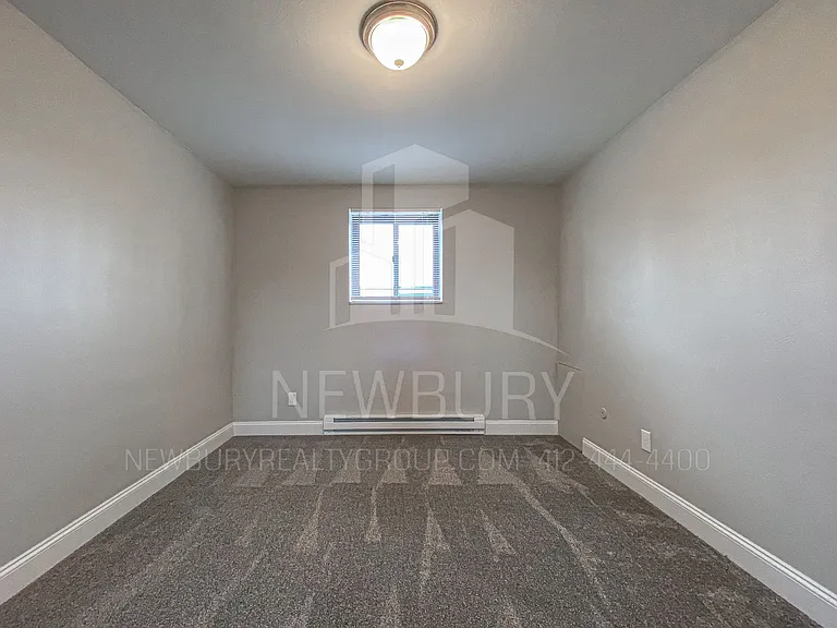 Poplar Apartments — Photo 56