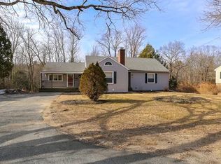 228 Lebanon Hill Rd, Southbridge, MA 01550