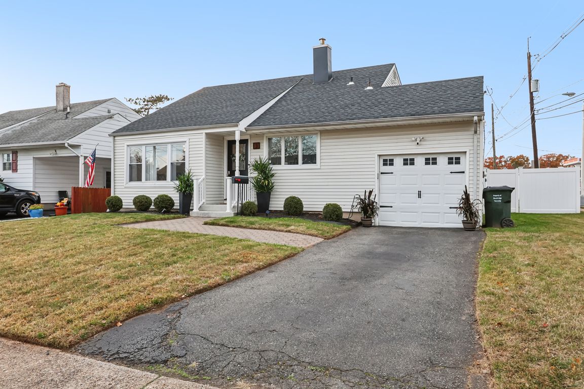 McKinley Ave-S0611-001.jpg