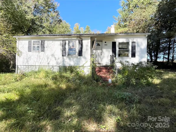 2424 Ashford Cir, High Point, NC 27262