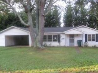 119 W 21st St, Newton, NC 28658