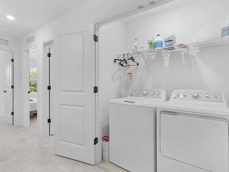 7771 Waterscape Dr — Photo 38