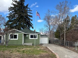 1517 Roosevelt Ave, Yakima, WA 98902