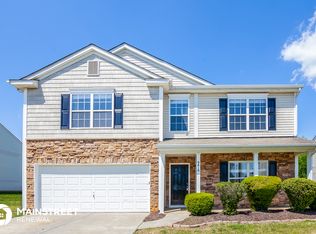 9810 Bayview Py, Charlotte, NC 28216