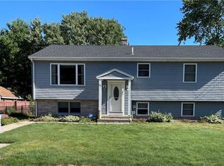 63 Capwell Ave, Woonsocket, RI 02895