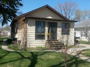 205 S Lincoln Ave, Sidney, MT 59270