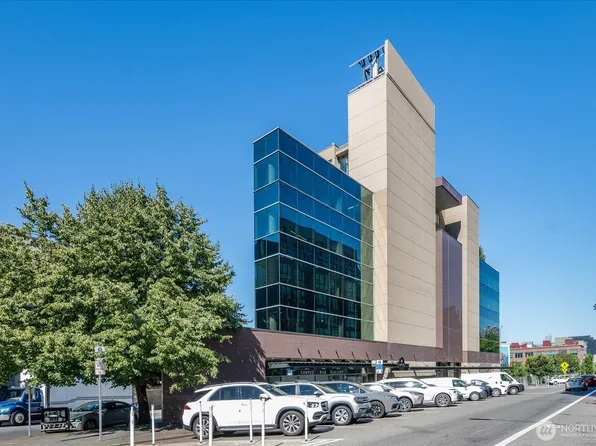 2125 Western Avenue #3, Seattle, WA 98121