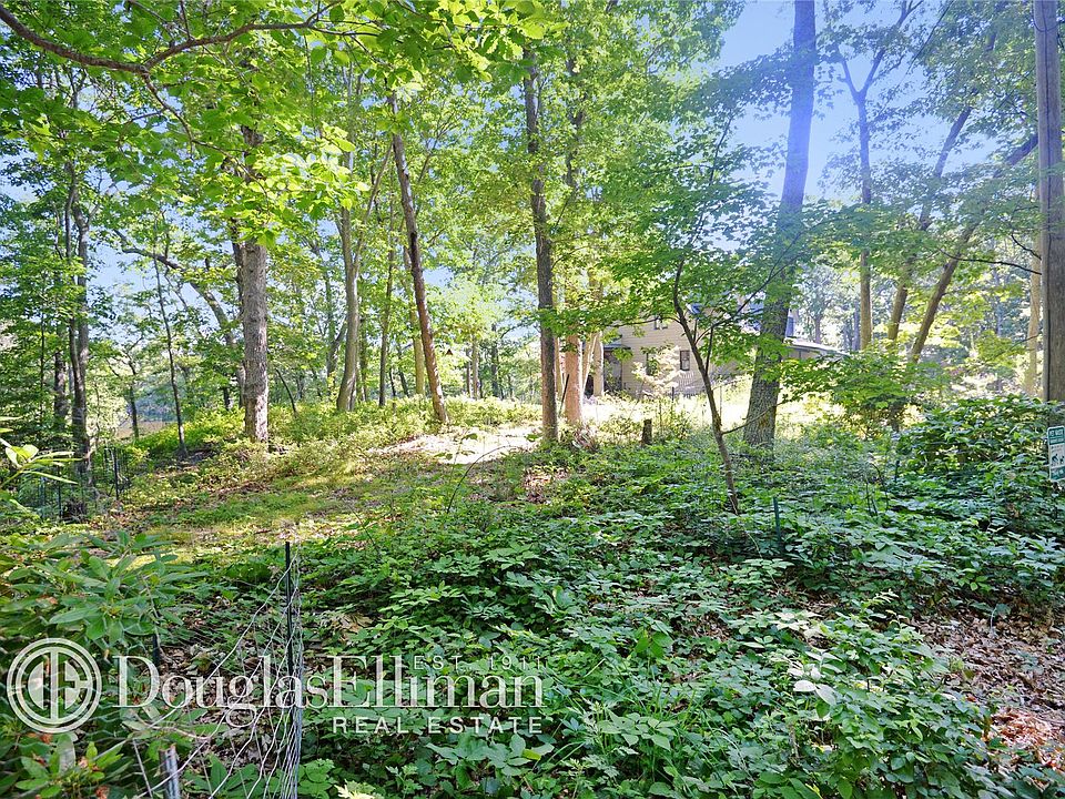 1st image of 385 North Ln