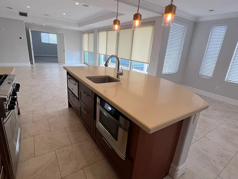 111 Chesterfield Dr #123A — Photo 3