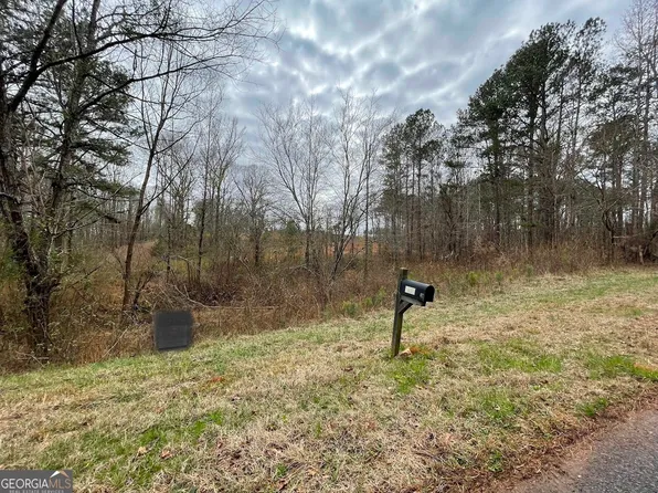 600 Reynolds Rd, Woodbury, GA 30293