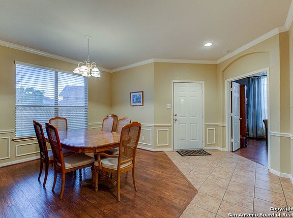 2nd image of 2138 Carlisle Castle Dr