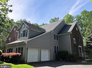 27 Stonewall Cir, Princeton, NJ 08540