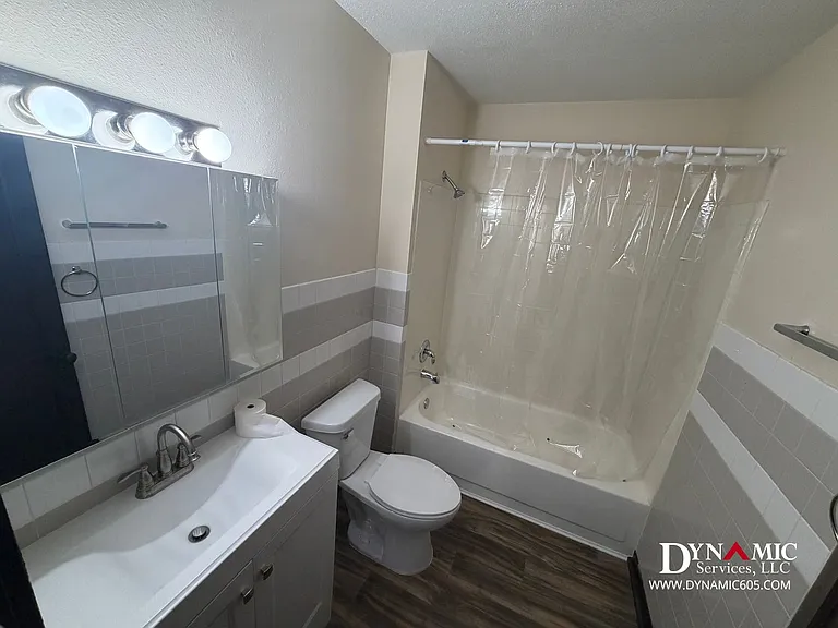 730 1/2 S Spring Ave — Photo 26