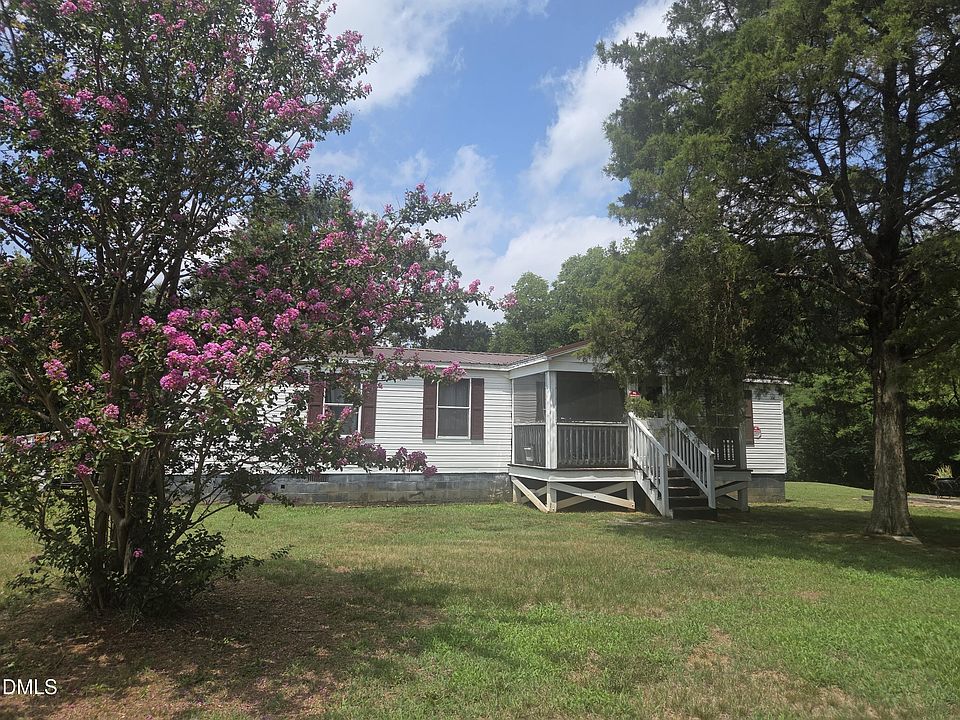 1st image of 109 Bolton Ln