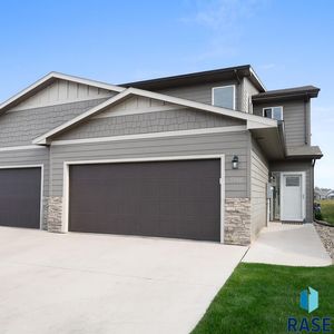 5506 S Seville Pl, Sioux Falls, SD, 57108